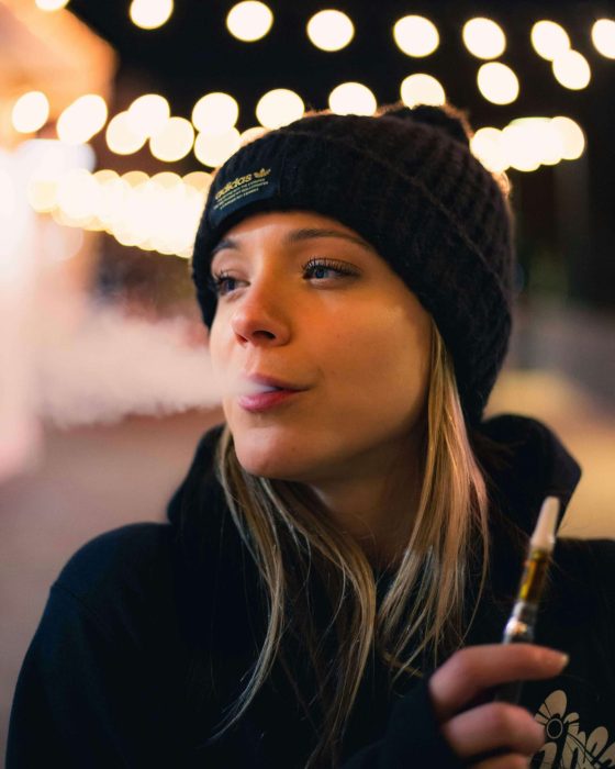 What Are The Best Cannabis Vaporizers​ You Should Try in 2026_vaping